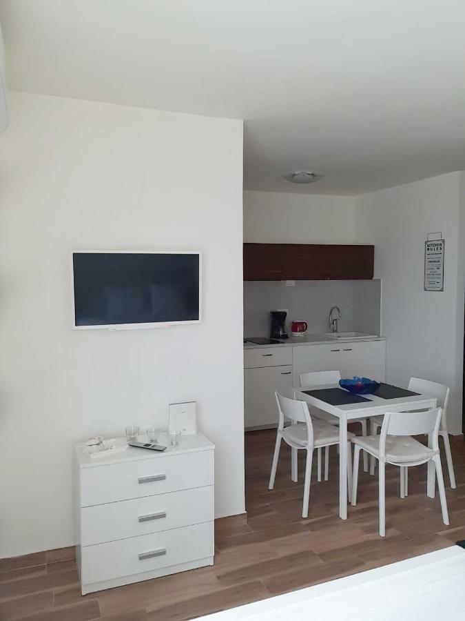 Apartment Mony Rovinj Buitenkant foto